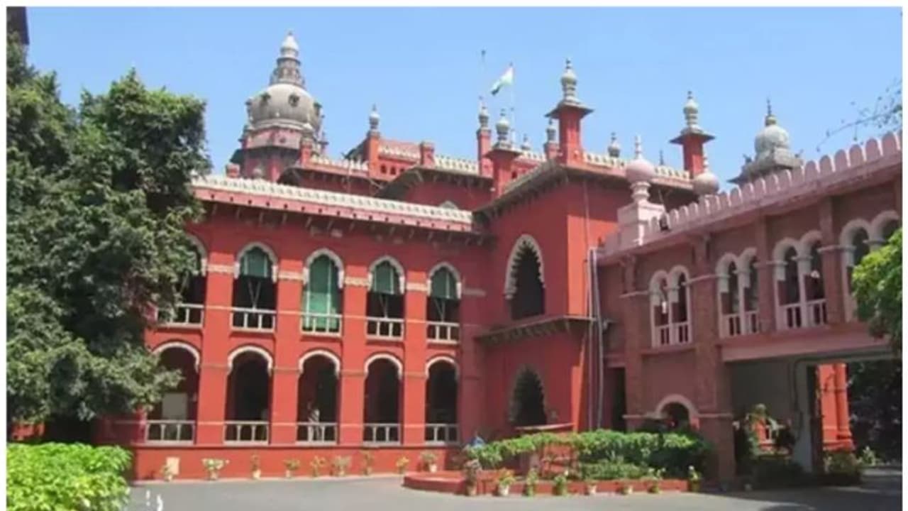 തമിഴ്നാട് സർക്കാരിന് തിരിച്ചടി; നിർണായക ഉത്തരവുമായി ഹൈക്കോടതി, സ്വാതന്ത്ര്യദിനത്തിലെ ബിജെപി റാലിക്ക് അനുമതി