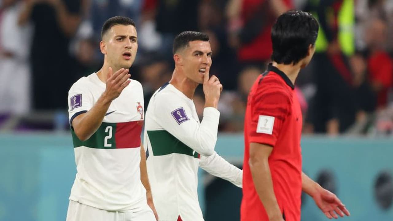  അത് സബ്സ്റ്റിറ്റ്യൂട്ട് ചെയ്തതിലെ രോഷപ്രകടനമല്ല, ചൂടായത് ദക്ഷിണ കൊറിയന്‍ താരത്തോടെന്ന് റൊണാള്‍ഡോ