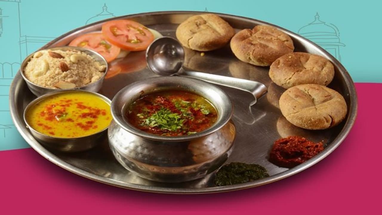 जी 20 के प्रतिनिधियों को खाने में मिलेगा दाल बाटी चूरमा और जोधपुरी काबुली पुलाव, शाही अंदाज में होगा स्वागत जी 20 के प्रतिनिधियों को खाने में मिलेगा दाल बाटी चूरमा और जोधपुरी काबुली पुलाव, शाही अंदाज में होगा स्वागत