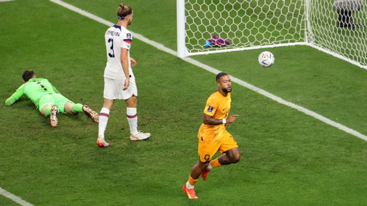 വലകുലുക്കി ഡീപെ; അമേരിക്കയ്ക്കെതിരെ നെതര്ലന്ഡ്സ് മുന്നില് വലകുലുക്കി ഡീപെ; അമേരിക്കയ്ക്കെതിരെ നെതര്ലന്ഡ്സ് മുന്നില്