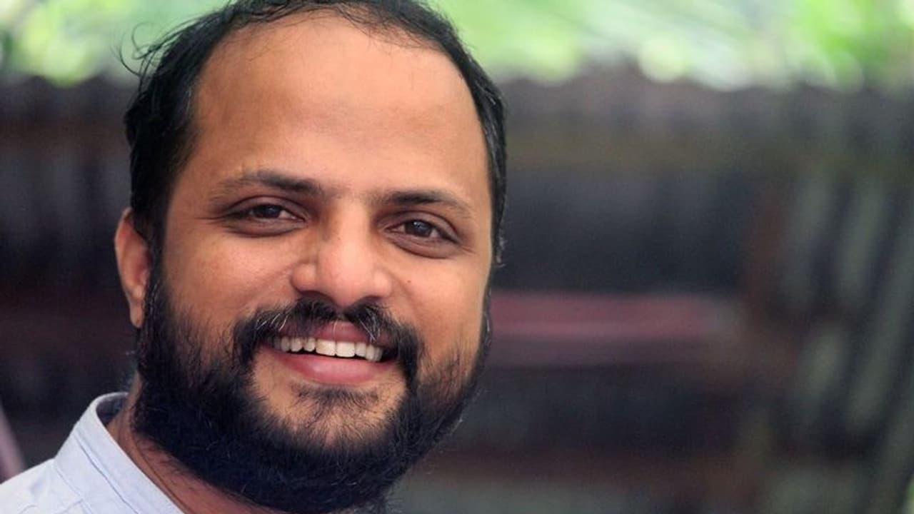 'ഒരു നടൻ എങ്ങനെ ആകരുതെന്ന് ഒരാൾ പഠിപ്പിച്ചെ'ന്ന് ജൂഡ് ആന്റണി; ആളെ തിരഞ്ഞ് സോഷ്യൽ മീഡിയ 'ഒരു നടൻ എങ്ങനെ ആകരുതെന്ന് ഒരാൾ പഠിപ്പിച്ചെ'ന്ന് ജൂഡ് ആന്റണി; ആളെ തിരഞ്ഞ് സോഷ്യൽ മീഡിയ