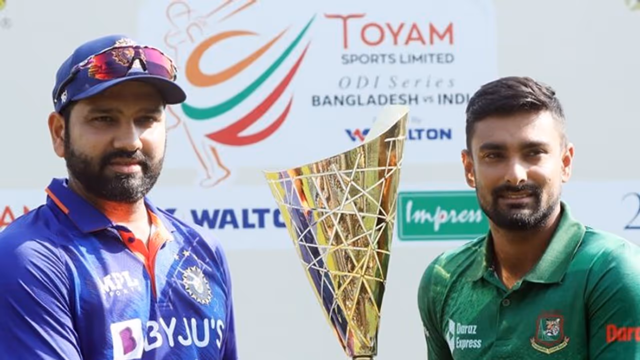 Ind vs Ban: ಟಾಸ್ ಗೆದ್ದ ಬಾಂಗ್ಲಾದೇಶ ಬೌಲಿಂಗ್ ಆಯ್ಕೆ, ಭಾರತ ಪರ ಕುಲ್ದೀಪ್ ಸೆನ್ ಪಾದಾರ್ಪಣೆ Ind vs Ban: ಟಾಸ್ ಗೆದ್ದ ಬಾಂಗ್ಲಾದೇಶ ಬೌಲಿಂಗ್ ಆಯ್ಕೆ, ಭಾರತ ಪರ ಕುಲ್ದೀಪ್ ಸೆನ್ ಪಾದಾರ್ಪಣೆ