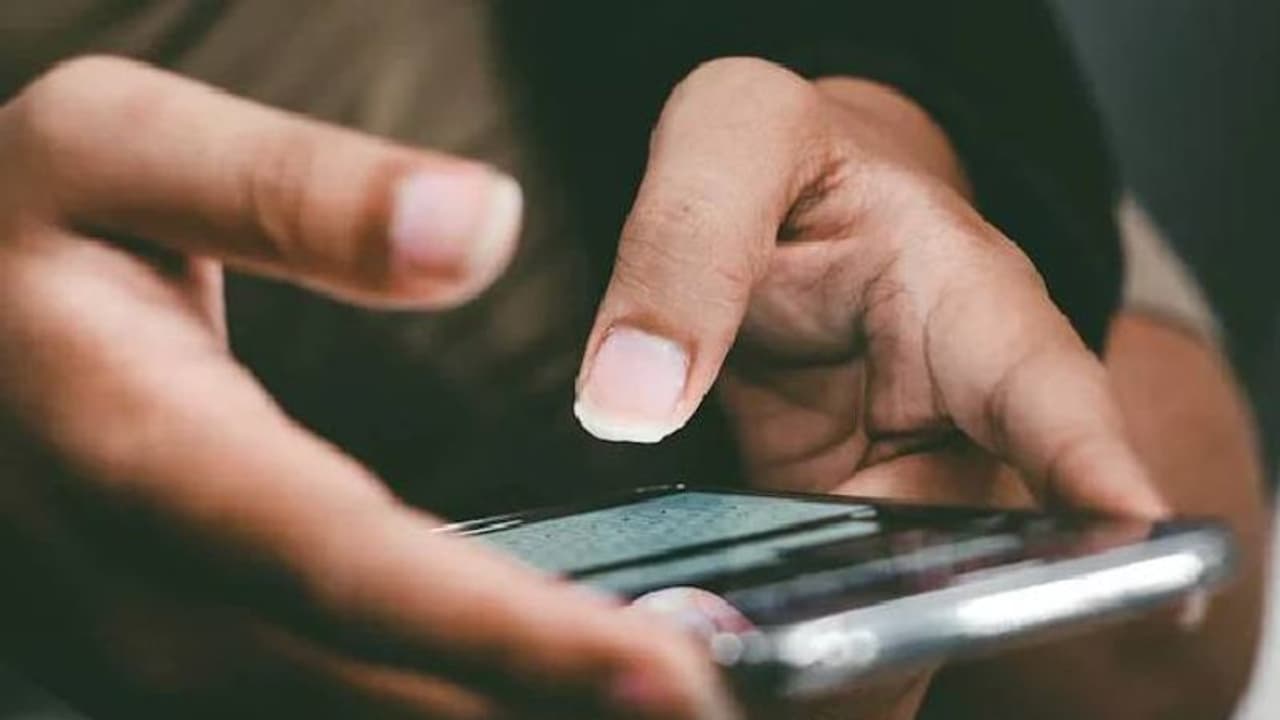 ഒറ്റയടിക്ക് 14 ആപ്പുകൾ നിരോധിച്ച് കേന്ദ്രസർക്കാർ; 'പാക്കിസ്ഥാനിൽ നിന്നും സന്ദേശങ്ങൾ സ്വീകരിക്കാൻ ഉപയോഗിച്ചു ഒറ്റയടിക്ക് 14 ആപ്പുകൾ നിരോധിച്ച് കേന്ദ്രസർക്കാർ; 'പാക്കിസ്ഥാനിൽ നിന്നും സന്ദേശങ്ങൾ സ്വീകരിക്കാൻ ഉപയോഗിച്ചു