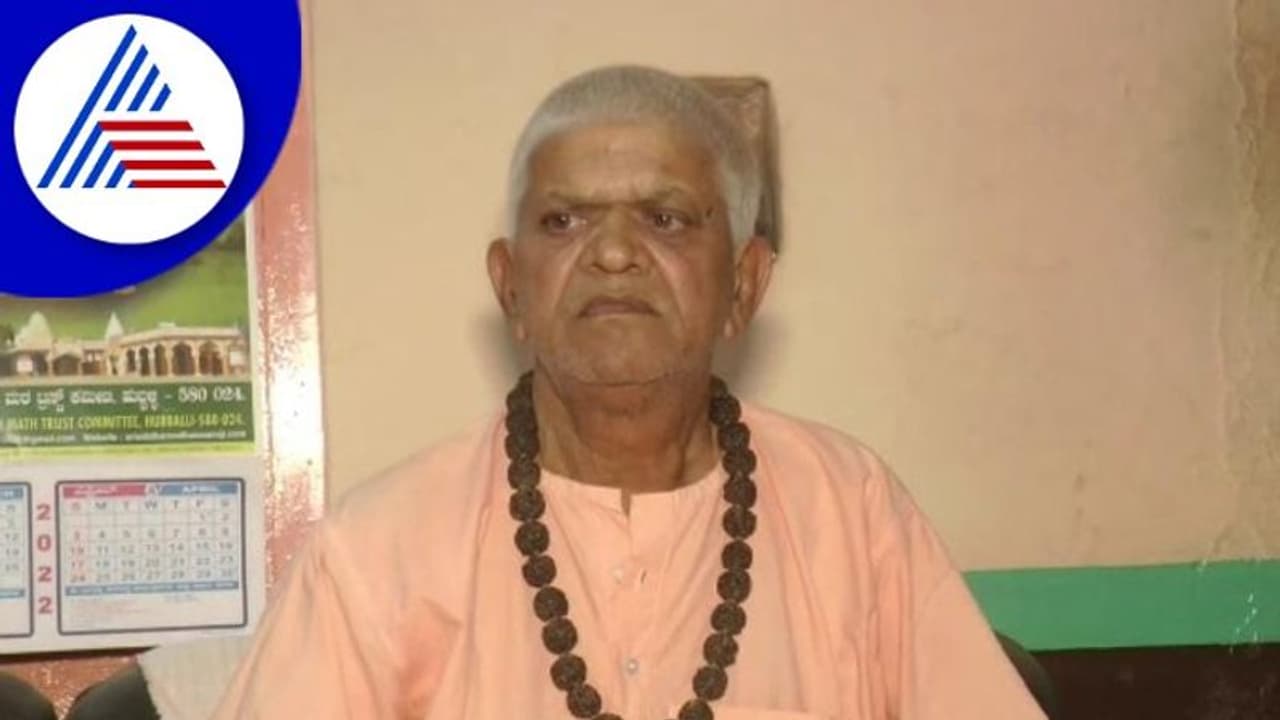 Gadaga: ಶಿವಾನಂದ ಮಠದ ಆಂತರಿಕ ಬಿಕ್ಕಟ್ಟು ಸ್ಫೋಟ, ಮಠದ ಅಂಗಳದಲ್ಲಿ ಹೈಡ್ರಾಮಾ