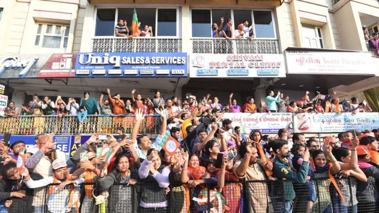 గుజరాత్ అసెంబ్లీ ఎన్నికలు 2022: రెండో విడతలో 59 శాతం పోలింగ్ నమోదు గుజరాత్ అసెంబ్లీ ఎన్నికలు 2022: రెండో విడతలో 59 శాతం పోలింగ్ నమోదు