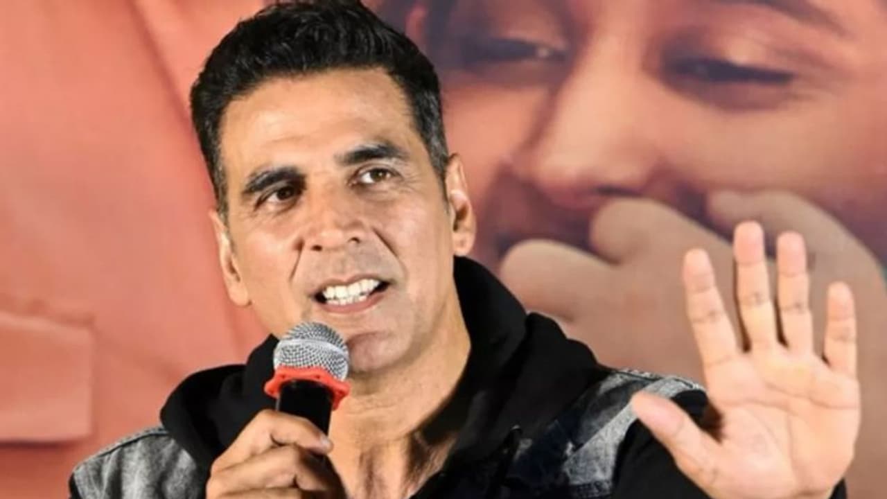 Bell Bottom को बताया एंटी पाकिस्तानी फिल्म, फिर अक्षय कुमार ने जो कहा उसे सुनकर हैरान रह गए सभी Bell Bottom को बताया एंटी पाकिस्तानी फिल्म, फिर अक्षय कुमार ने जो कहा उसे सुनकर हैरान रह गए सभी