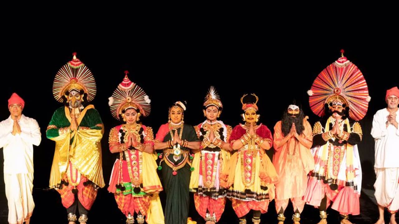 Udupi: ಪಾಶ್ಚಾತ್ಯ ರಾಷ್ಟ್ರ ಇಂಗ್ಲೆಂಡ್ನಲ್ಲಿ ಜಟಾಯು ಮೋಕ್ಷ ಯಕ್ಷಲೋಕ Udupi: ಪಾಶ್ಚಾತ್ಯ ರಾಷ್ಟ್ರ ಇಂಗ್ಲೆಂಡ್ನಲ್ಲಿ ಜಟಾಯು ಮೋಕ್ಷ ಯಕ್ಷಲೋಕ