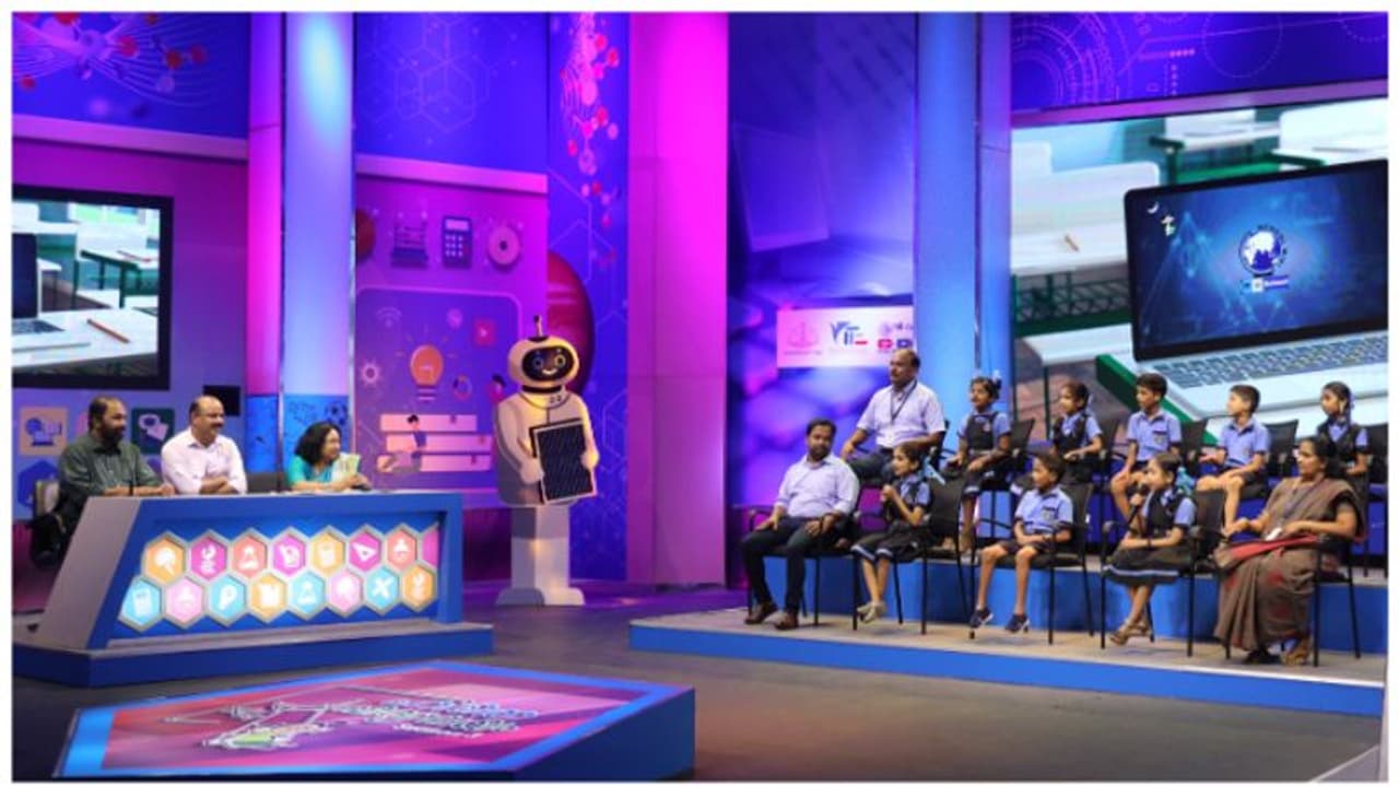 ഹരിതവിദ്യാലയം വിദ്യാഭ്യാസ റിയാലിറ്റിഷോ; കൈറ്റ് വിക്ടേഴ്സിലൂടെ ഡിസംബര് 23 മുതല് പ്രേക്ഷകരിലേക്ക്... ഹരിതവിദ്യാലയം വിദ്യാഭ്യാസ റിയാലിറ്റിഷോ; കൈറ്റ് വിക്ടേഴ്സിലൂടെ ഡിസംബര് 23 മുതല് പ്രേക്ഷകരിലേക്ക്...