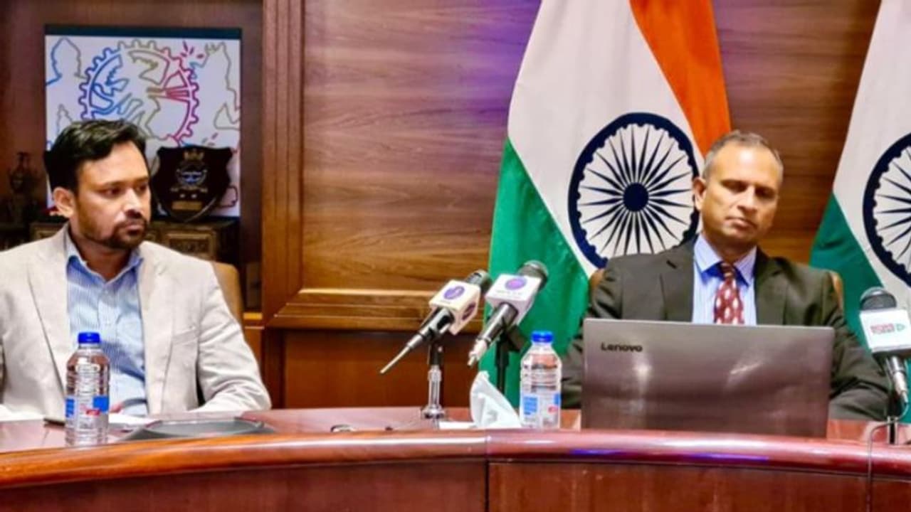 പ്രവാസി ഭാരതീയ ദിവസിൽ പങ്കെടുക്കാൻ ക്ഷണിച്ച് എംബസി; ഇപ്പോള് രജിസ്റ്റര് ചെയ്യാം പ്രവാസി ഭാരതീയ ദിവസിൽ പങ്കെടുക്കാൻ ക്ഷണിച്ച് എംബസി; ഇപ്പോള് രജിസ്റ്റര് ചെയ്യാം