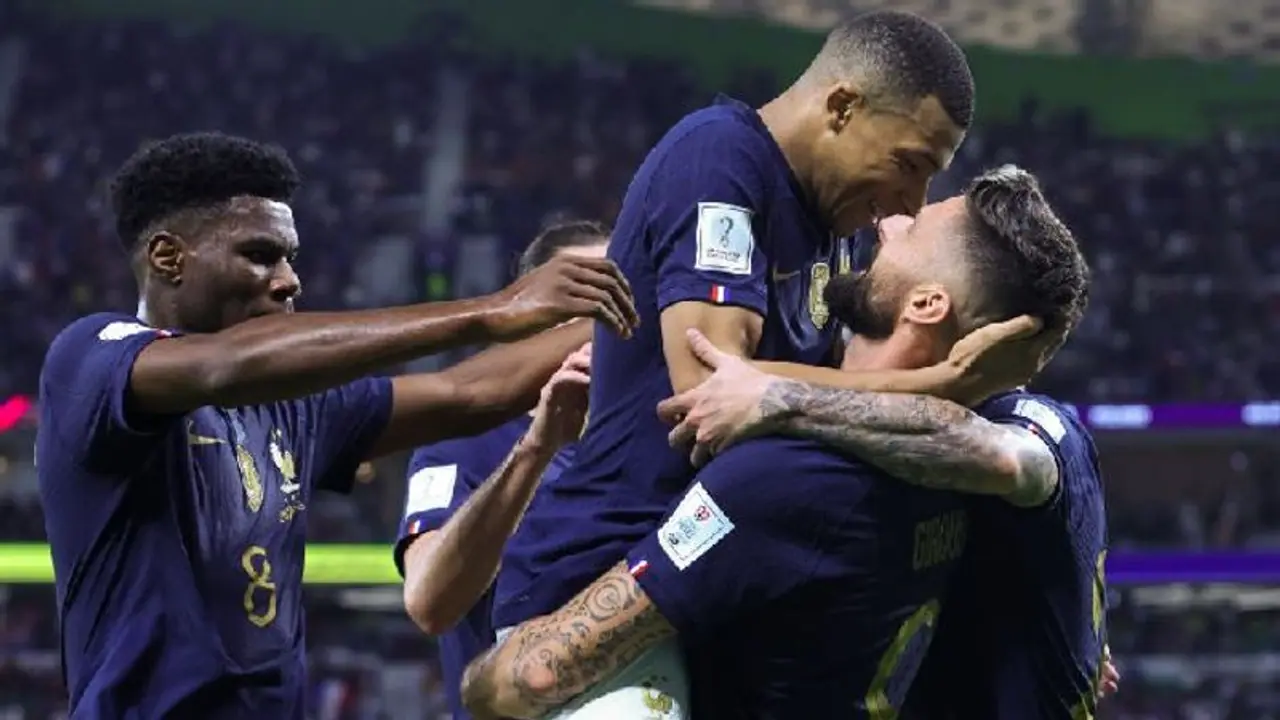 വമ്പന്മാർ പലരും വീട്ടിലെത്തി, അവശേഷിക്കുന്നത് നാലേ നാല് ടീം; ഫിഫ ലോകകപ്പിലെ സെമി ലൈനപ്പ് വമ്പന്മാർ പലരും വീട്ടിലെത്തി, അവശേഷിക്കുന്നത് നാലേ നാല് ടീം; ഫിഫ ലോകകപ്പിലെ സെമി ലൈനപ്പ്