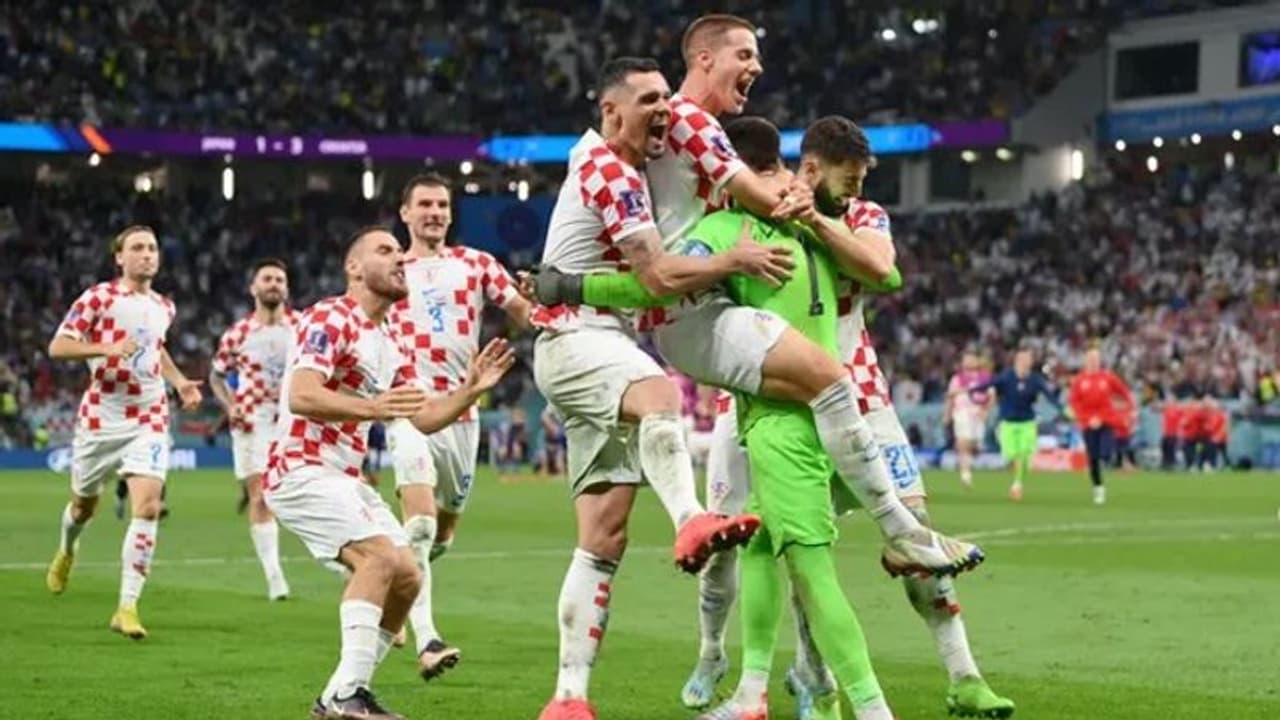 FIFA World Cup: பரபரப்பான காலிறுதி போட்டியில் பிரேசிலை வீழ்த்தி அரையிறுதிக்கு முன்னேறியது குரோஷியா