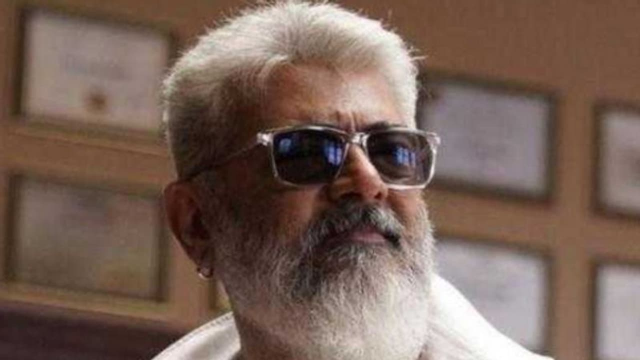 കാത്തുകാത്തിരുന്ന അപ്ഡേറ്റ് എത്തി, അജിത്ത് ചിത്രത്തിലെ ഗാനത്തിന്റെ റിലീസ് തിയ്യതി പുറത്ത് കാത്തുകാത്തിരുന്ന അപ്ഡേറ്റ് എത്തി, അജിത്ത് ചിത്രത്തിലെ ഗാനത്തിന്റെ റിലീസ് തിയ്യതി പുറത്ത്