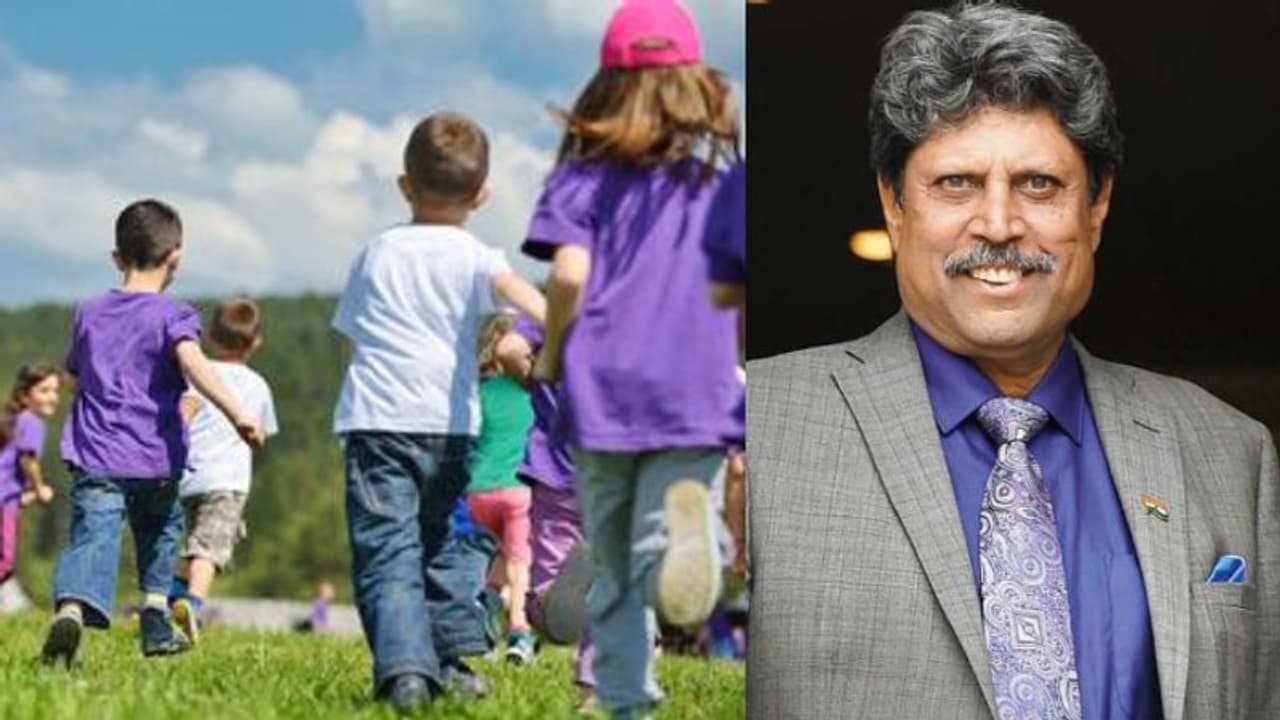 'അമിതവണ്ണത്തെ തടയാന് കുട്ടികളെ ഫോണിൽ നിന്നകറ്റി കളിക്കാന് വീടൂ'; മാതാപിതാക്കളോട് കപിൽ ദേവ് 'അമിതവണ്ണത്തെ തടയാന് കുട്ടികളെ ഫോണിൽ നിന്നകറ്റി കളിക്കാന് വീടൂ'; മാതാപിതാക്കളോട് കപിൽ ദേവ്