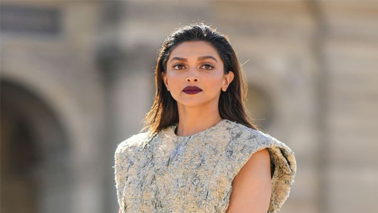 नोरा के बाद बॉलीवुड की मस्तानी दिखाएंगी फीफा में अपना जलवा, यह खास काम करने पहुंचेगी कतर नोरा के बाद बॉलीवुड की मस्तानी दिखाएंगी फीफा में अपना जलवा, यह खास काम करने पहुंचेगी कतर