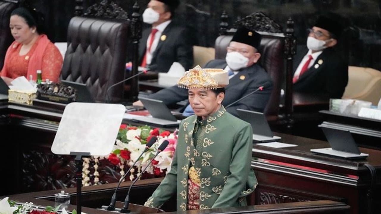 Indonesia passes new criminal code, bans sex outside marriage; check details Indonesia passes new criminal code, bans sex outside marriage; check details