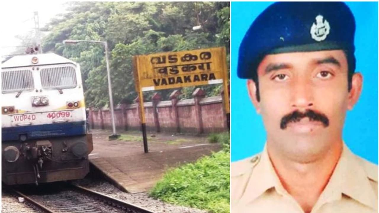 ഓടുന്ന ട്രെയിനിൽ ചാടിക്കയറാൻ നോക്കി പെൺകുട്ടി, കമ്പിയിലെ പിടുത്തം പാളി; ട്രാക്കിലേക്ക് വീഴവെ രക്ഷകനായി മഹേഷ് ഓടുന്ന ട്രെയിനിൽ ചാടിക്കയറാൻ നോക്കി പെൺകുട്ടി, കമ്പിയിലെ പിടുത്തം പാളി; ട്രാക്കിലേക്ക് വീഴവെ രക്ഷകനായി മഹേഷ്