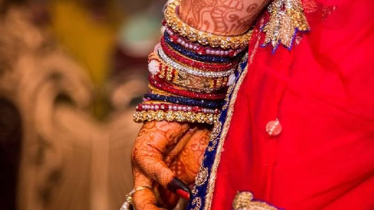 14 रुल्स फॉलो करोगी तो घर में रखने देंगे कदम, ससुरालवालों ने बहू के लिए बनाए शर्मनाक नियम, देखें वायरल लिस्ट