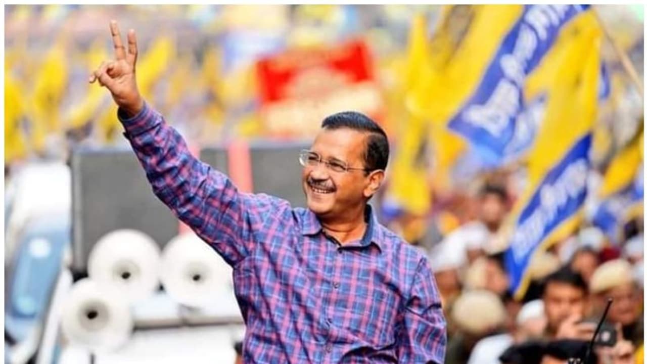 വെല്ലുവിളി ഉയര്ത്താനാവാതെ ബിജെപി: രാജ്യതലസ്ഥാനത്ത് രാഷ്ട്രീയ അപ്രമാദിത്വം ഉറപ്പിച്ച് ആം ആദ്മി പാര്ട്ടി വെല്ലുവിളി ഉയര്ത്താനാവാതെ ബിജെപി: രാജ്യതലസ്ഥാനത്ത് രാഷ്ട്രീയ അപ്രമാദിത്വം ഉറപ്പിച്ച് ആം ആദ്മി പാര്ട്ടി