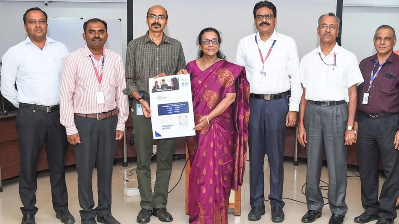 ഡിജിറ്റല് യൂത്ത് ഹാക്കത്തോണ്: ഒരു ലക്ഷം രൂപ സമ്മാനം പ്രഖ്യാപിച്ച് നെസ്റ്റ് ഡിജിറ്റല് ഡിജിറ്റല് യൂത്ത് ഹാക്കത്തോണ്: ഒരു ലക്ഷം രൂപ സമ്മാനം പ്രഖ്യാപിച്ച് നെസ്റ്റ് ഡിജിറ്റല്