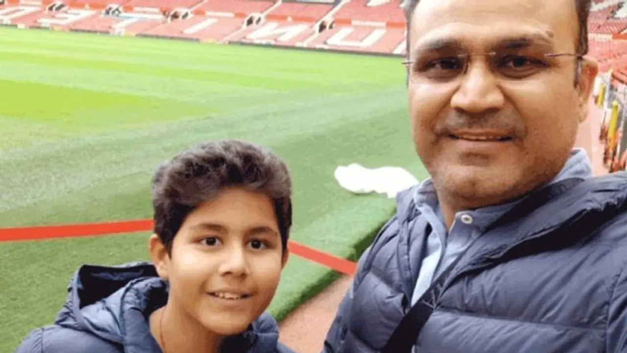 ఢిల్లీ జట్టులో సెహ్వాగ్ కొడుకు.. ఎక్కడికెళ్లినా నెపోటిజం తప్పట్లేదంటున్న నెటిజన్లు.. 