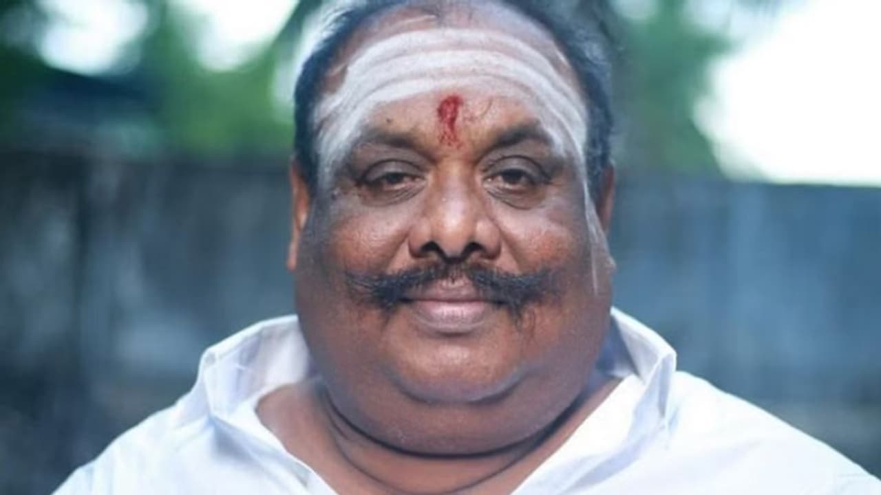 പ്രമുഖ കോമഡി താരം ടി ശിവ നാരായണമൂര്ത്തി അന്തരിച്ചു പ്രമുഖ കോമഡി താരം ടി ശിവ നാരായണമൂര്ത്തി അന്തരിച്ചു