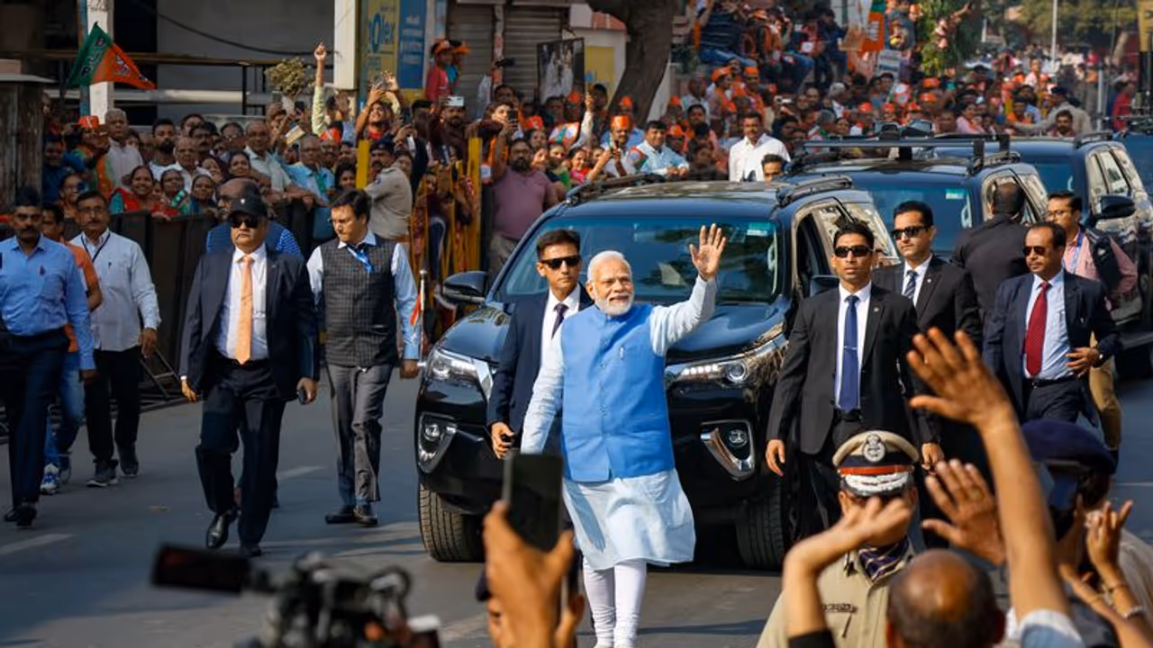 మోదీ ఫోటో వుంటేనే ఓటేస్తామన్న మహిళలు... ప్రధాని రియాక్షన్ ఇదే..! మోదీ ఫోటో వుంటేనే ఓటేస్తామన్న మహిళలు... ప్రధాని రియాక్షన్ ఇదే..!