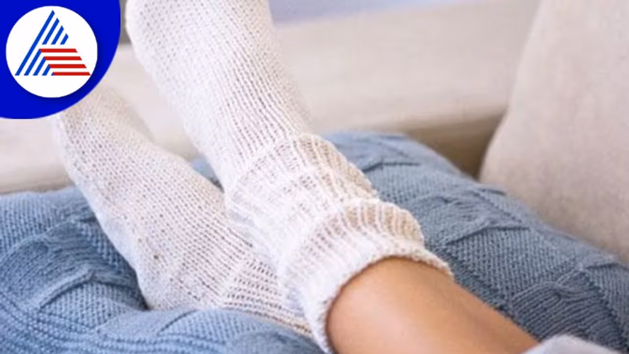 சாக்ஸ் யூஸ் பண்ணா இவ்வளவு நன்மைகளா? இவ்வளவு நாள் இது தெரியாம போச்சே..!!