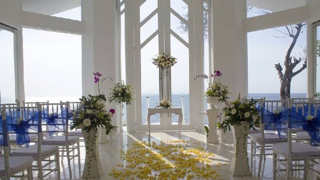 വിവാഹത്തിനിടെ കൂട്ടത്തല്ല്, ഒരേ കുടുംബത്തിലെ ഒമ്പതുപേര് ജയിലില്, 18 ലക്ഷം രൂപയുടെ നഷ്ടം വിവാഹത്തിനിടെ കൂട്ടത്തല്ല്, ഒരേ കുടുംബത്തിലെ ഒമ്പതുപേര് ജയിലില്, 18 ലക്ഷം രൂപയുടെ നഷ്ടം