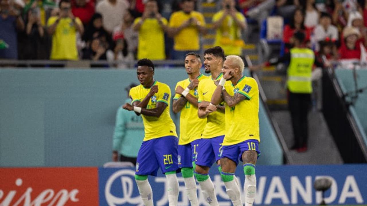 നൃത്തം ആനന്ദത്തിന്, എതിര് ടീമിനെ കളിയാക്കാനല്ല; വിമര്ശകര്ക്ക് മറുപടിയുമായി വിനീഷ്യസ് ജൂനിയര് നൃത്തം ആനന്ദത്തിന്, എതിര് ടീമിനെ കളിയാക്കാനല്ല; വിമര്ശകര്ക്ക് മറുപടിയുമായി വിനീഷ്യസ് ജൂനിയര്