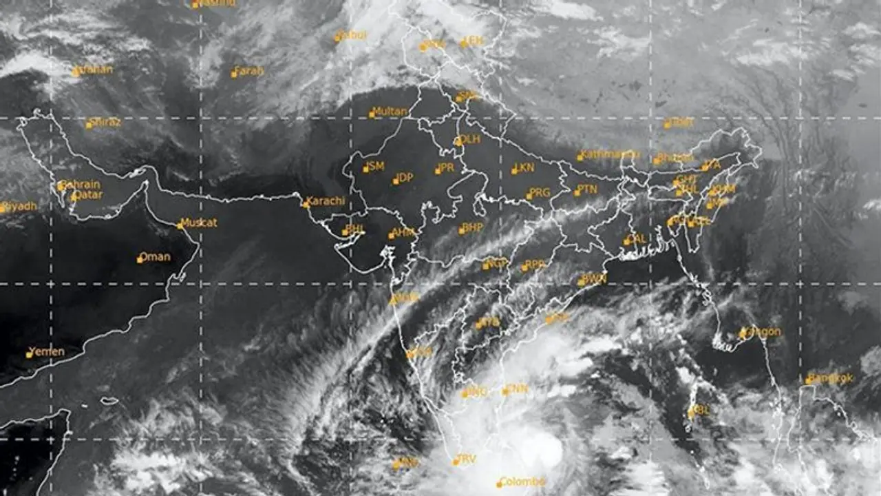 Cyclone Mandous: Heavy rains predicted in Tamil Nadu, red alert in 13 districts; 10 points
