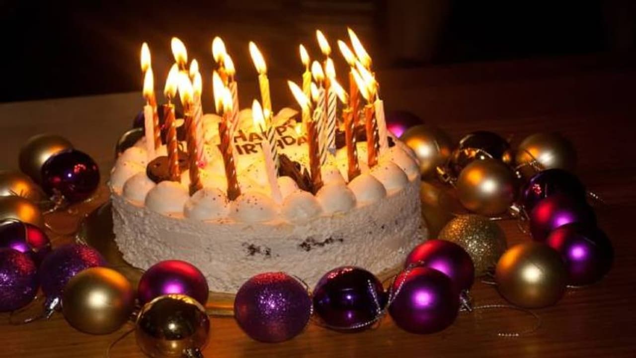 മകളുടെ പിറന്നാളിന് 27 കുട്ടികളെ ക്ഷണിച്ചു, ഒരാള് പോലും വന്നില്ല, അമ്മയുടെ പരാതി മകളുടെ പിറന്നാളിന് 27 കുട്ടികളെ ക്ഷണിച്ചു, ഒരാള് പോലും വന്നില്ല, അമ്മയുടെ പരാതി