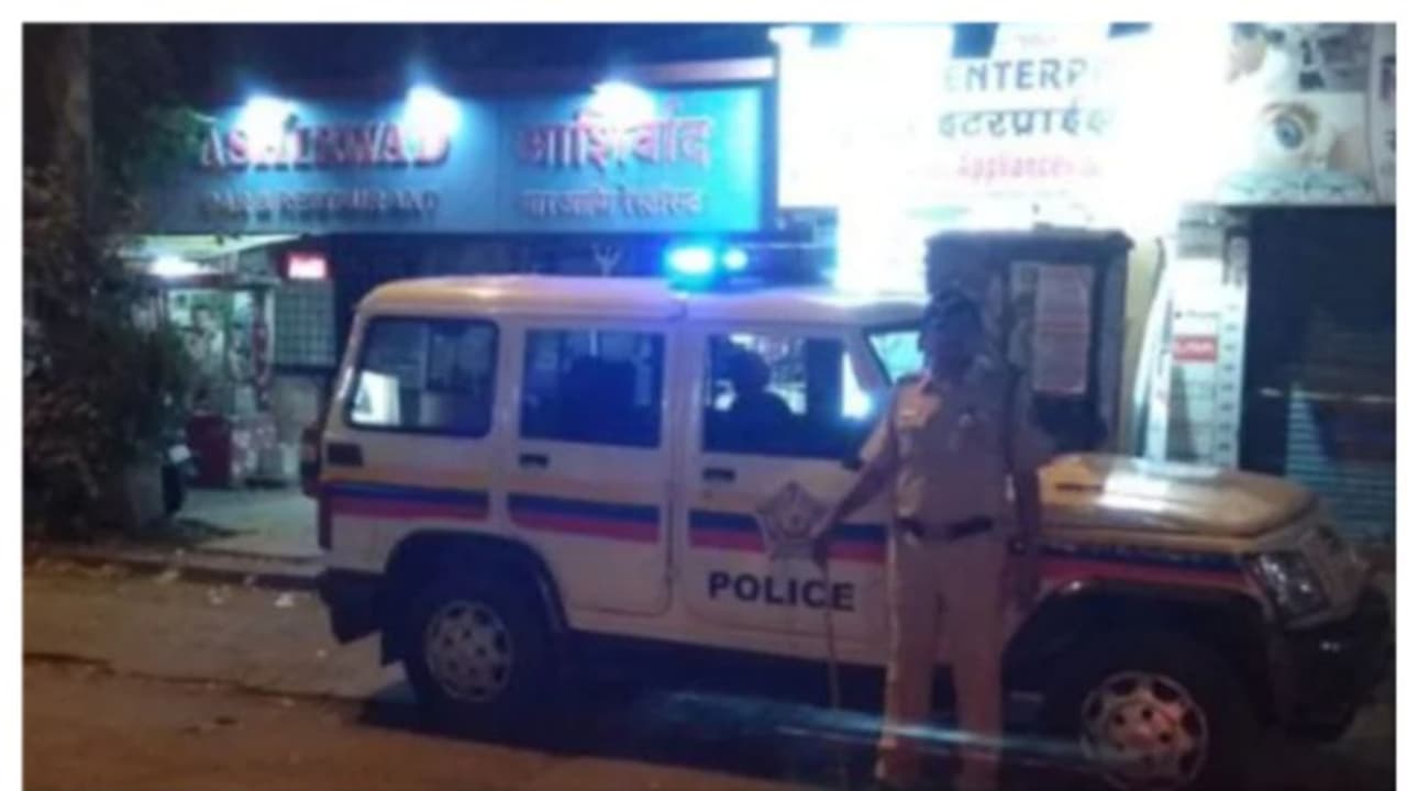 രാത്രി രണ്ടാമതും സെക്സ് ആവശ്യപ്പെട്ടു; നിരസിച്ച ഭാര്യയെ കഴുത്തിൽ കയർ മുറുക്കി കൊന്നു, മൃതദേഹം ഉപേക്ഷിച്ചു 