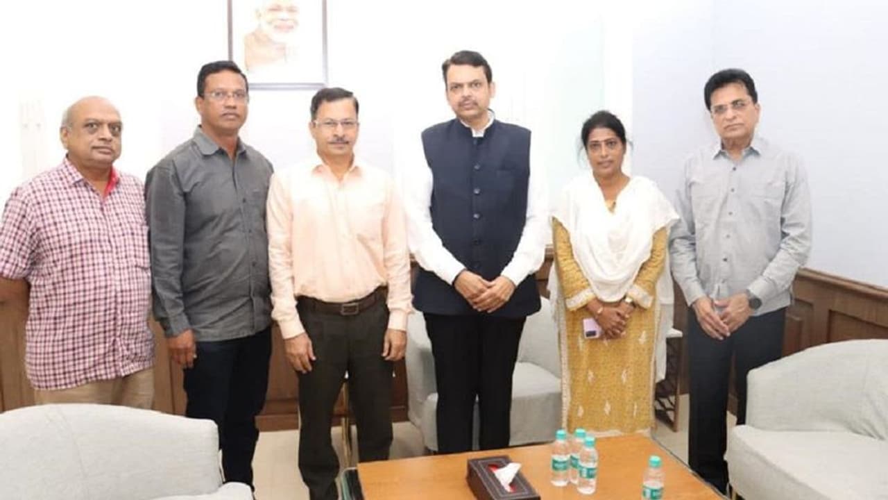 నా కుమార్తెను చంపిన అఫ్తాబ్ పూనావాలాను ఉరి తీయాలి శ్రద్ధా వాకర్ తండ్రి సంచలన వ్యాఖ్యలు నా కుమార్తెను చంపిన అఫ్తాబ్ పూనావాలాను ఉరి తీయాలి శ్రద్ధా వాకర్ తండ్రి సంచలన వ్యాఖ్యలు