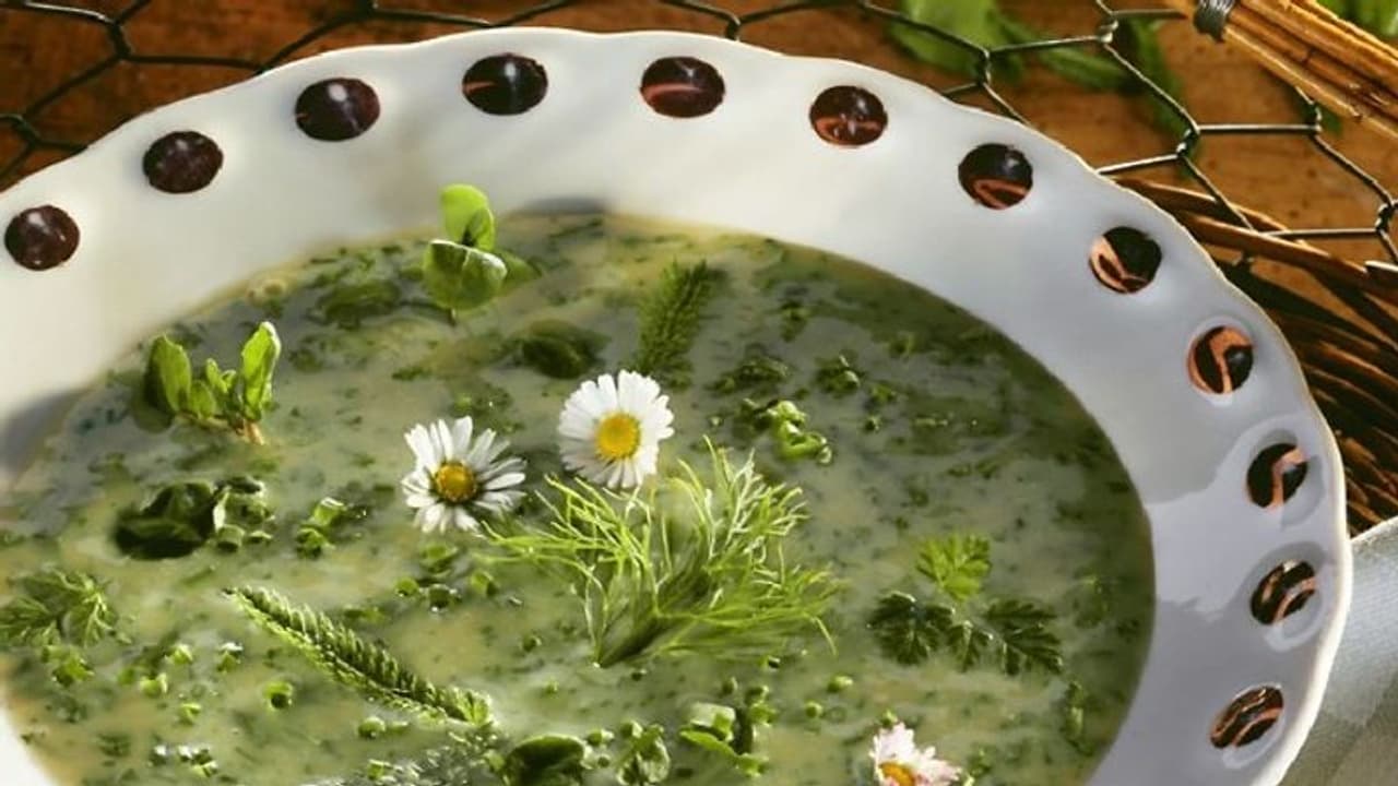 நோய் தொற்றில் இருந்து பாதுகாத்து கொள்ள “ஹெர்பல் சூப்“