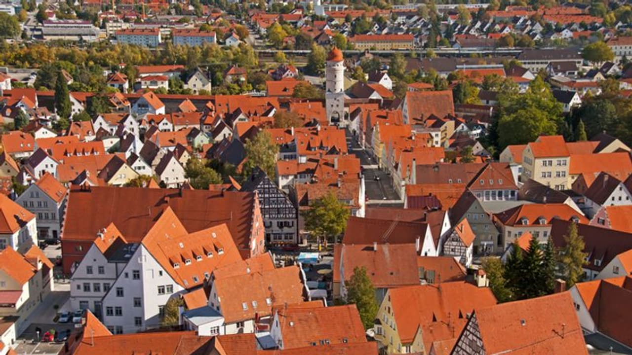 രത്നക്കല്ലുകള് നിറഞ്ഞ ഈ നഗരത്തില് കള്ളന്മാര് കയറില്ല, കാരണം ഇതാണ്! രത്നക്കല്ലുകള് നിറഞ്ഞ ഈ നഗരത്തില് കള്ളന്മാര് കയറില്ല, കാരണം ഇതാണ്!