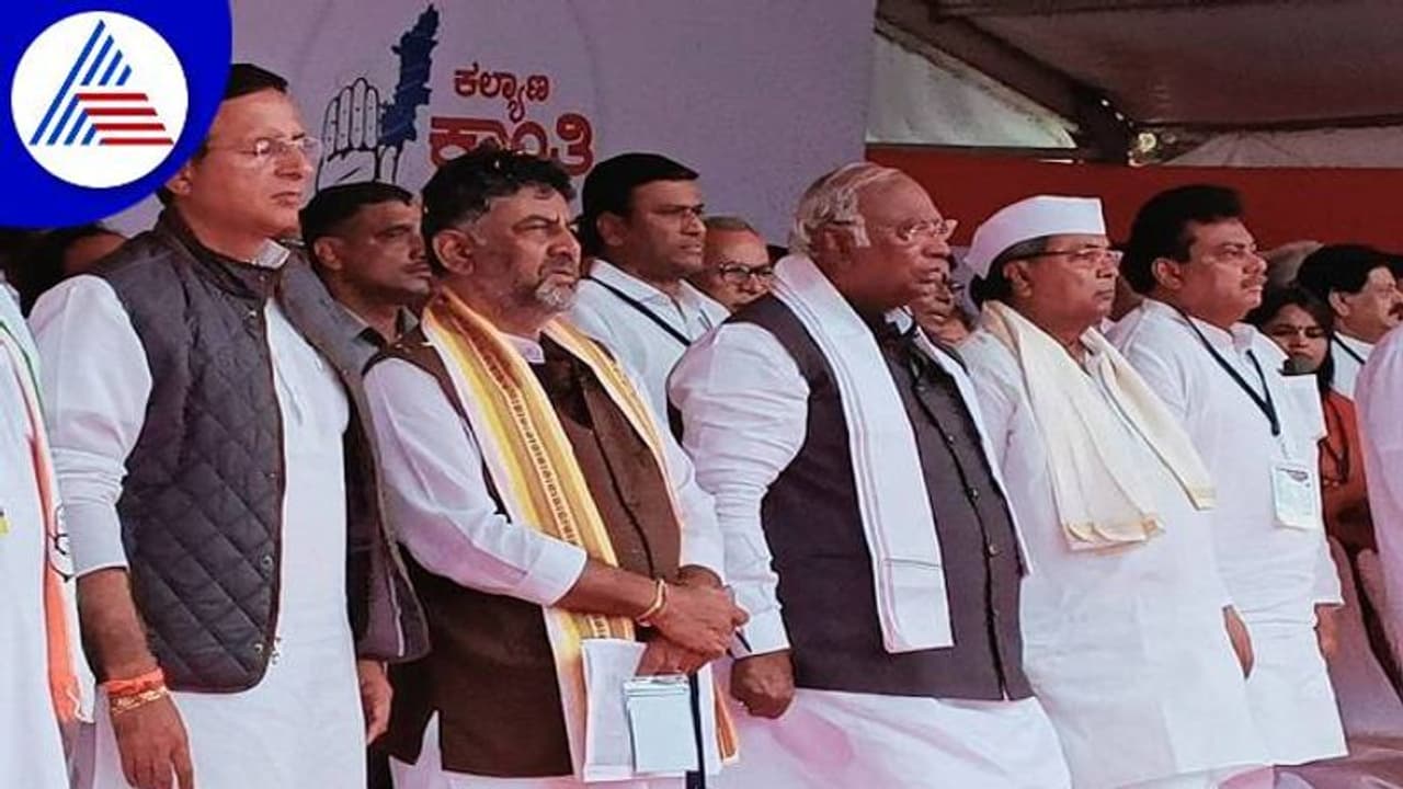 ಖರ್ಗೆ ಅಧ್ಯಕ್ಷತೆಯಲ್ಲಿ ಗತವೈಭವ ಮರುಕಳಿಸಲಿ: ಸಿದ್ದರಾಮಯ್ಯ ಖರ್ಗೆ ಅಧ್ಯಕ್ಷತೆಯಲ್ಲಿ ಗತವೈಭವ ಮರುಕಳಿಸಲಿ: ಸಿದ್ದರಾಮಯ್ಯ