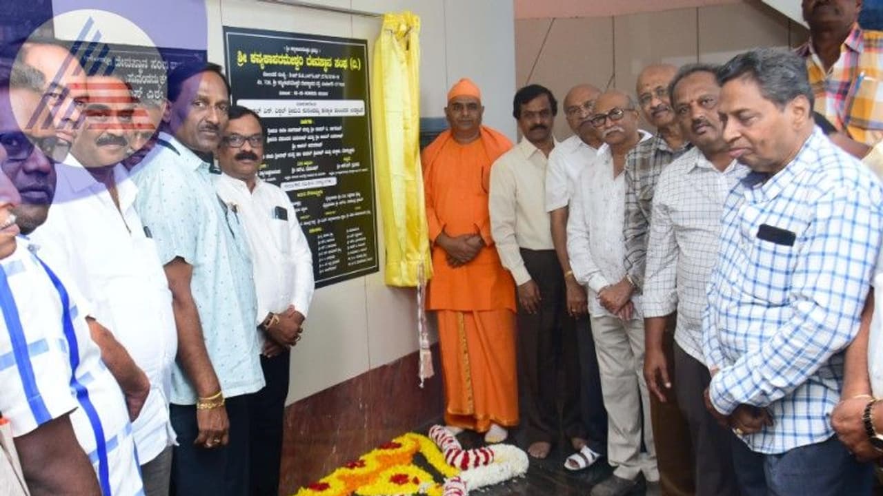 ಹೊಟ್ಟೆಕಿಚ್ಚಿನಿಂದ ಇನ್ನೂ ಎತ್ತರಕ್ಕೆ ಬೆಳೆಯಲಾಗುತ್ತಿಲ್ಲ: ತ್ಯಾಗೀಶ್ವರಾನಂದ ಸ್ವಾಮೀಜಿ