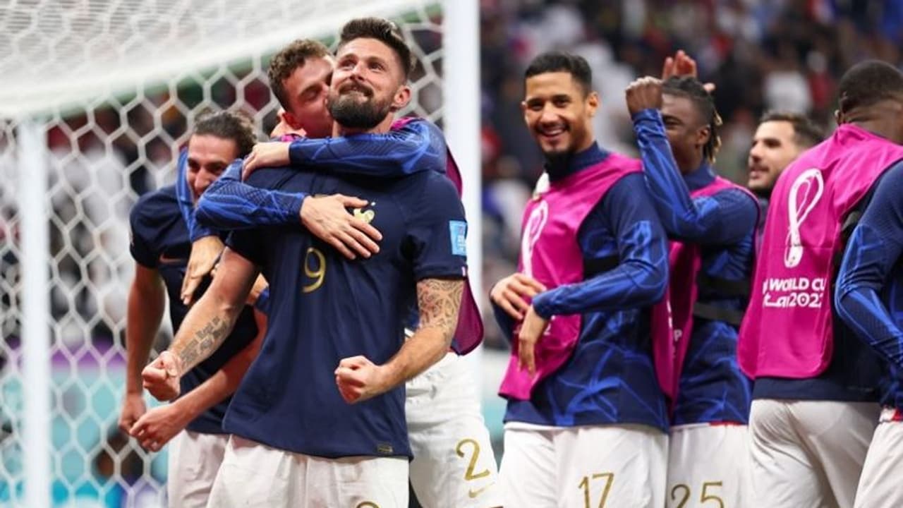 FIFA World Cup 2022: सेमीफाइनल की जंग में अर्जेंटीना क्रोएशिया का मुकाबला और फ्रांस से होगी मोरक्को की भिड़ंत FIFA World Cup 2022: सेमीफाइनल की जंग में अर्जेंटीना क्रोएशिया का मुकाबला और फ्रांस से होगी मोरक्को की भिड़ंत