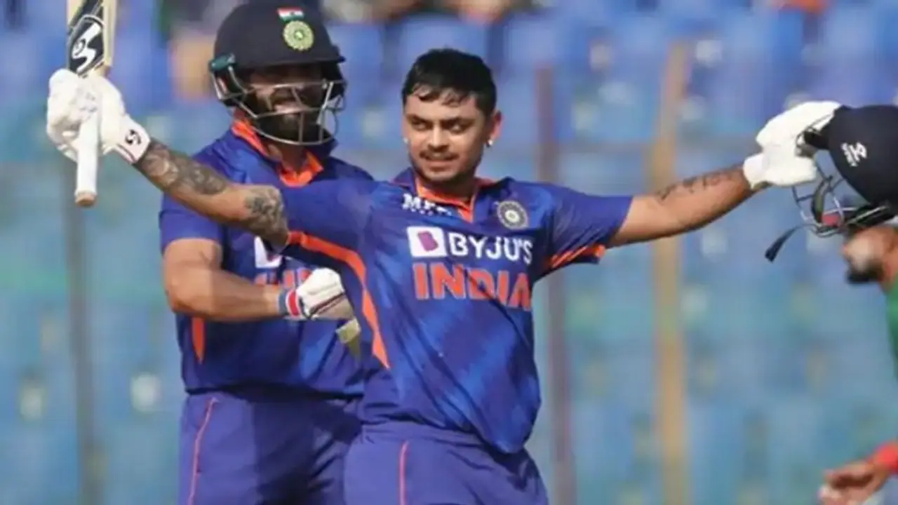 ஒரே இரட்டை சத இன்னிங்ஸில் சீனியர் வீரரின் கெரியரை காலி செய்த இஷான் கிஷன்