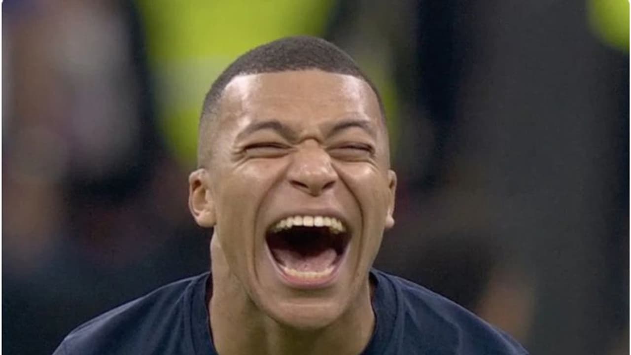 ഹാരി കെയ്ന്റെ പെനാല്റ്റി ആകാശത്തേക്ക്; പൊട്ടിച്ചിരിയടക്കാനാവാതെ എംബാപ്പെ വീഡിയോ വൈറല് ഹാരി കെയ്ന്റെ പെനാല്റ്റി ആകാശത്തേക്ക്; പൊട്ടിച്ചിരിയടക്കാനാവാതെ എംബാപ്പെ വീഡിയോ വൈറല്