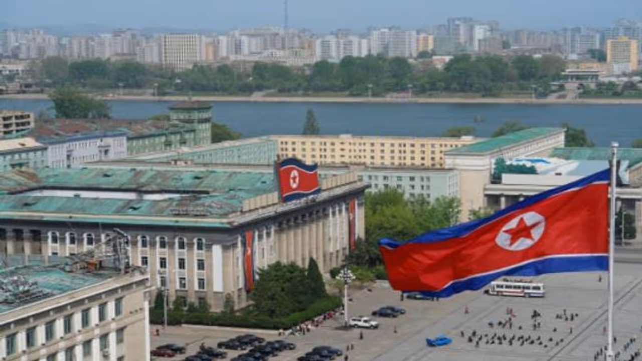 ഉത്തരകൊറിയയിൽ ഇപ്പോൾ ഏതാണ് വർഷം എന്നറിയാമോ? ഉത്തരകൊറിയയുമായി ബന്ധപ്പെട്ട രസകരമായ സംഭവങ്ങൾ ഉത്തരകൊറിയയിൽ ഇപ്പോൾ ഏതാണ് വർഷം എന്നറിയാമോ? ഉത്തരകൊറിയയുമായി ബന്ധപ്പെട്ട രസകരമായ സംഭവങ്ങൾ