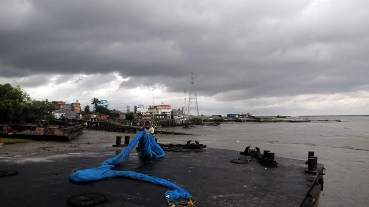 Cyclone Mandous: One dead, over 5000 hectares of crop damaged in Andhra Pradesh; check details