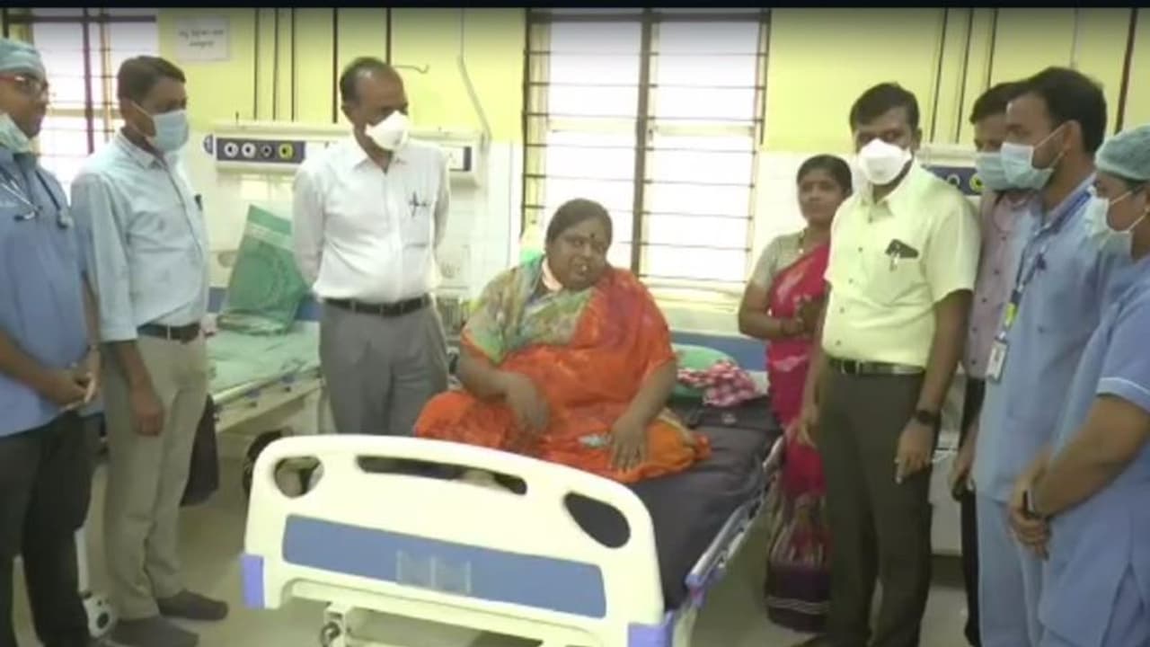 Haveri: ಜಟಿಲ ಶಸ್ತ್ರಚಿಕಿತ್ಸೆ ಮಾಡಿ ಸೈ ಎನಿಸಿಕೊಂಡ ಸರ್ಕಾರಿ ಆಸ್ಪತ್ರೆ ವೈದ್ಯರು Haveri: ಜಟಿಲ ಶಸ್ತ್ರಚಿಕಿತ್ಸೆ ಮಾಡಿ ಸೈ ಎನಿಸಿಕೊಂಡ ಸರ್ಕಾರಿ ಆಸ್ಪತ್ರೆ ವೈದ್ಯರು