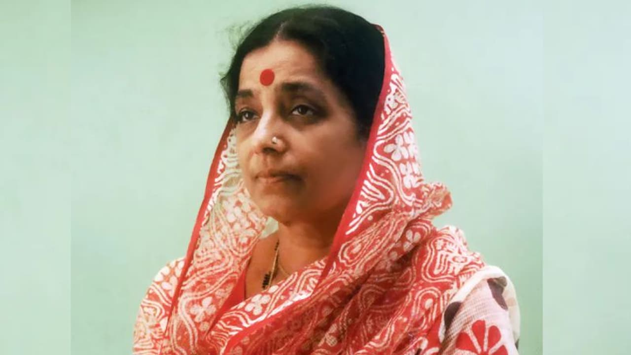 பத்மஸ்ரீ விருது பெற்ற பிரபல பின்னணி பாடகி திடீர் மரணம்... சோகத்தில் திரையுலகினர்