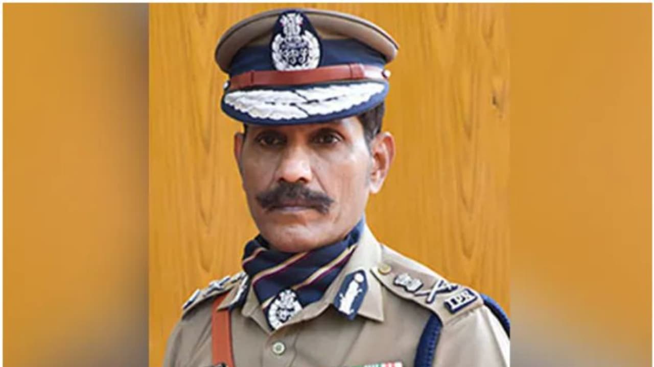 നവംബറില് മാത്രം തമിഴ്നാട്ടില് രജിസ്റ്റര് ചെയ്തത് 45,000 സൈബര് കുറ്റകൃത്യങ്ങള് നവംബറില് മാത്രം തമിഴ്നാട്ടില് രജിസ്റ്റര് ചെയ്തത് 45,000 സൈബര് കുറ്റകൃത്യങ്ങള്