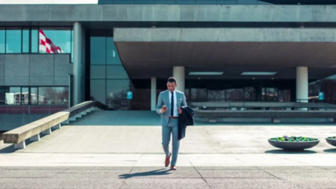 Benefits of Online Business Loans over Offline Business Loans Benefits of Online Business Loans over Offline Business Loans