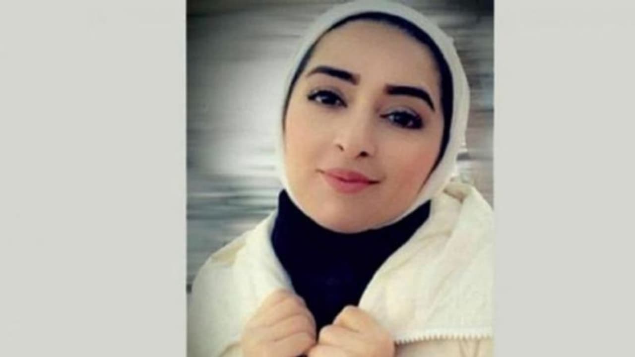 കുവൈത്തില് യുവതിയെ തട്ടിക്കൊണ്ടുപോയി കൊലപ്പെടുത്തിയ യുവാവിന് വധശിക്ഷ കുവൈത്തില് യുവതിയെ തട്ടിക്കൊണ്ടുപോയി കൊലപ്പെടുത്തിയ യുവാവിന് വധശിക്ഷ