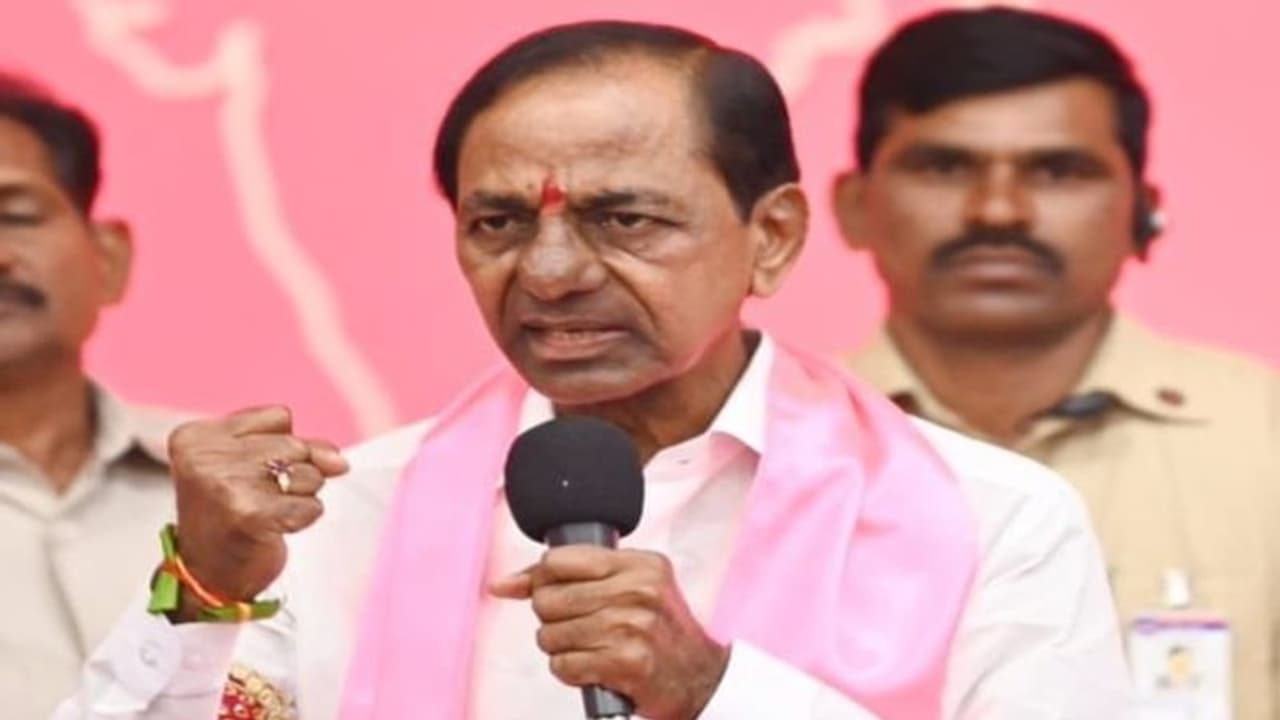 ఆంధ్రపై కేసీఆర్ స్పెషల్ ఫోకస్.. త్వరలోనే అక్కడ బీఆర్ఎస్ న్యూస్ పేపర్..? ఆంధ్రపై కేసీఆర్ స్పెషల్ ఫోకస్.. త్వరలోనే అక్కడ బీఆర్ఎస్ న్యూస్ పేపర్..?