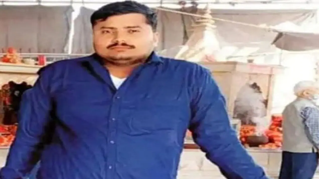 कानपुर पुलिस हिरासत में युवक की मौत पर भड़के परिजन, बोले पीट पीटकर की हत्या, SP ने लिया बड़ा एक्शन कानपुर पुलिस हिरासत में युवक की मौत पर भड़के परिजन, बोले पीट पीटकर की हत्या, SP ने लिया बड़ा एक्शन