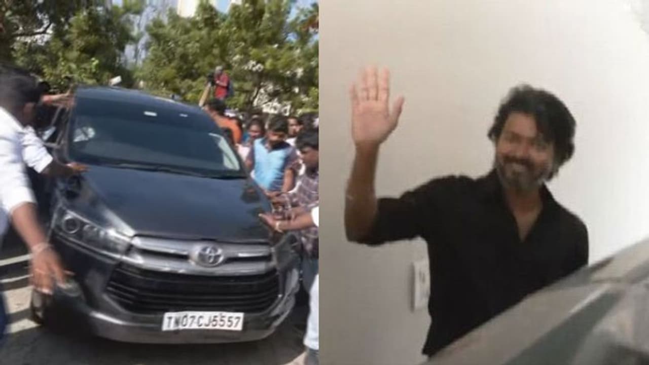 பனையூரில் 4 மாவட்ட மக்கள் இயக்க நிர்வாகிகளுடன் நடிகர் விஜய் சந்திப்பு பனையூரில் 4 மாவட்ட மக்கள் இயக்க நிர்வாகிகளுடன் நடிகர் விஜய் சந்திப்பு